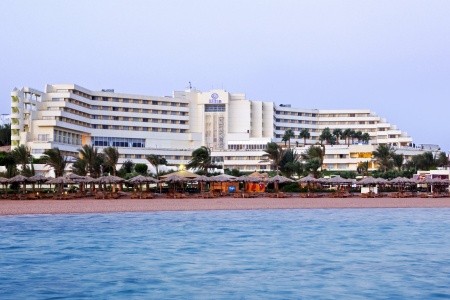 Recenzie: Invia – Hilton Hurghada Plaza