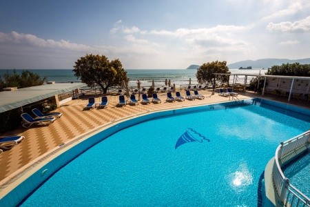 Recenzie: Invia – Mediterranean Beach Resort