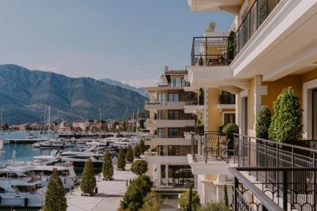 Invia – Regent Porto Montenegro,  recenzie