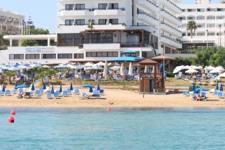 Invia – Iliada Beach, Cyprus